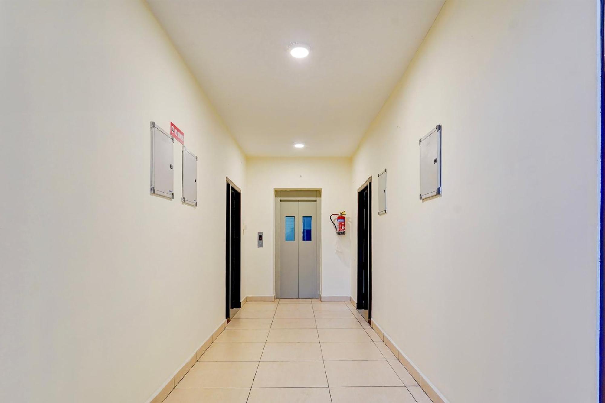Super Hotel O Valasaravakkam Near Chandra Metro Mall Chennai Bagian luar foto