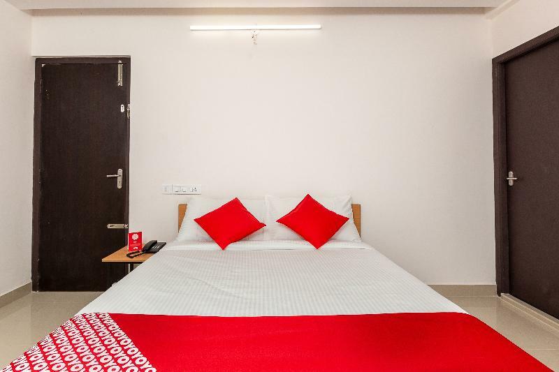 Super Hotel O Valasaravakkam Near Chandra Metro Mall Chennai Bagian luar foto